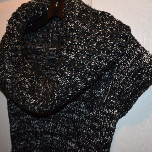 Majora Women's Short Sleeve Cowl Neck Tunic (S) - Picture 3 of 8